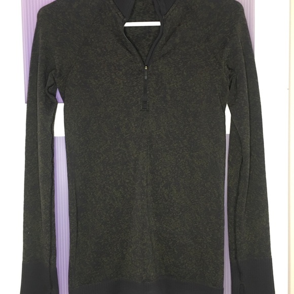 Black Long Sleeve Zip-Up Sweater - Picture 2 of 7